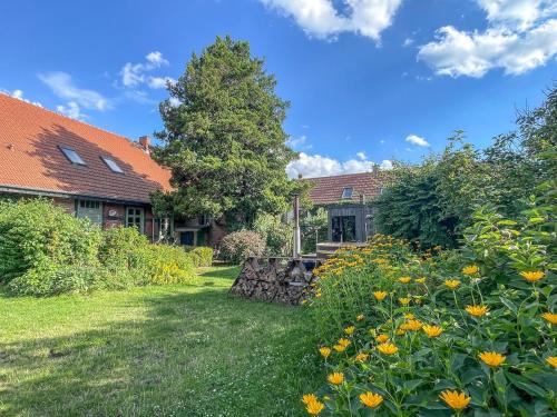 Luckow House | traumHaff Summer by Sea mit Kamin, privates NORDICSPA, Boot