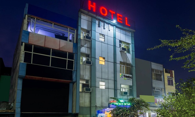 Sector 62 Hotel | Treebo Green View, Noida