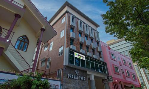 Vellore Hotel | Treebo Pranav Park