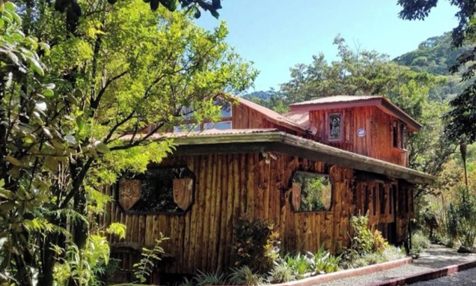 Monteverde House | TreeTop House Getaway, Fairy Magic Rustic Elegance in the Cloud Forest, 3 Levels