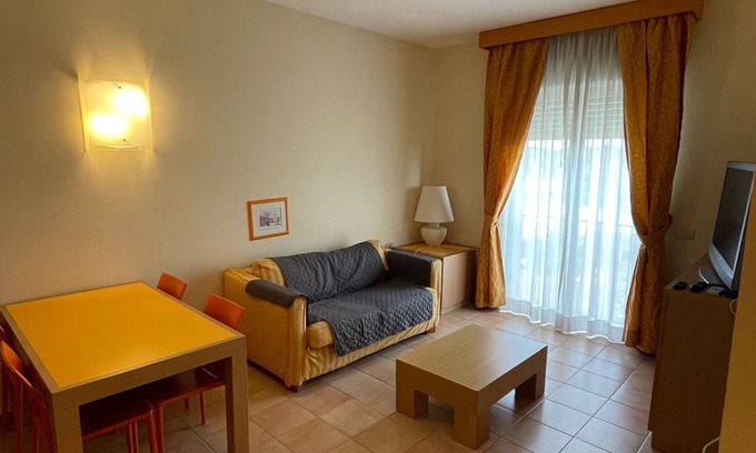 Zona XXX Castel Fusano Apartment | Tristan Holiday House