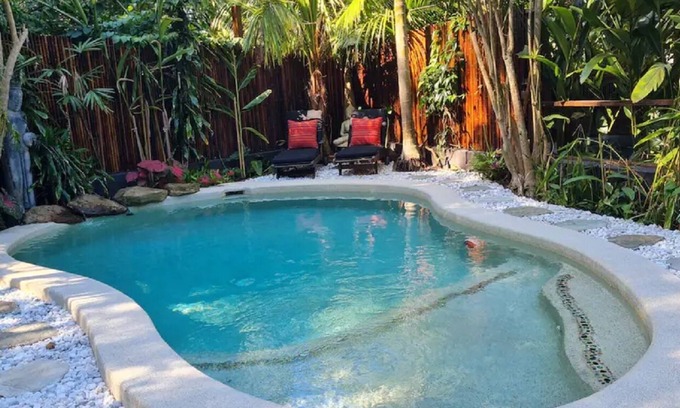 South Golden Beach House | Tropical 2 bedroom home with private pool
