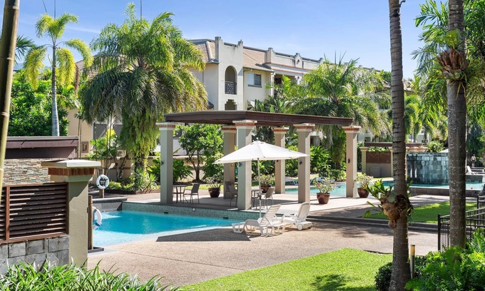 Westcourt Apartment | Tropical Gardens - Resort, 9 Pools & Gym