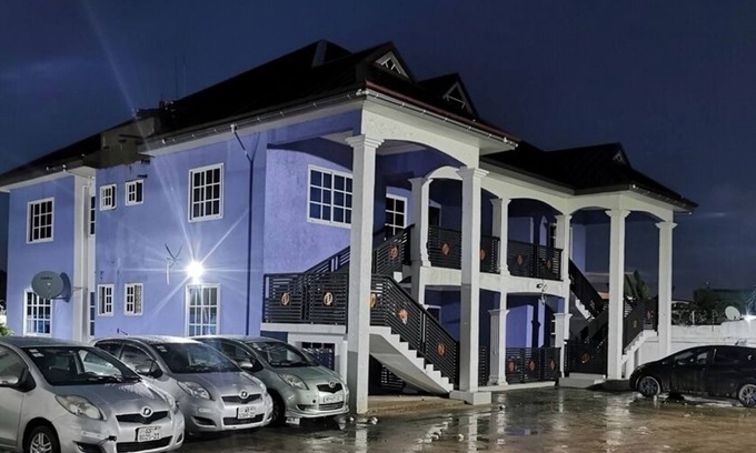 Nsawam Apartment | Tropical Oasis in Accra - 2 Bedroom Apartment