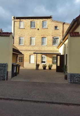 Ortslage Trotha Apartment | Trothaer Eck