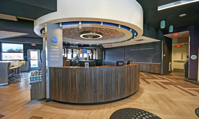 South Portland Hotel | Tru by Hilton Portland Airport Area