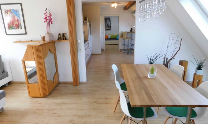 Veringenstadt Apartment | Trudis Apartment - Apartment 5 * (DG)