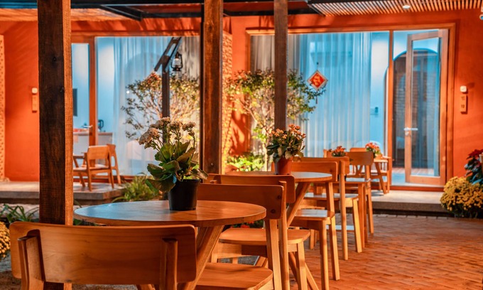 Hue Bed & Breakfast | TRUONG PHU HOUSE