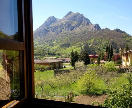 Proaza House | Tu casita de la Senda del Oso