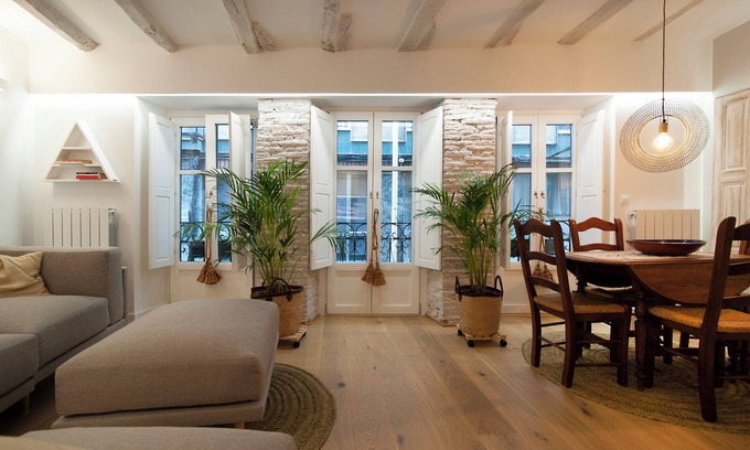 Lekeitio Apartment | Tu refugio en el centro, a pasos del mar – 2 hab.