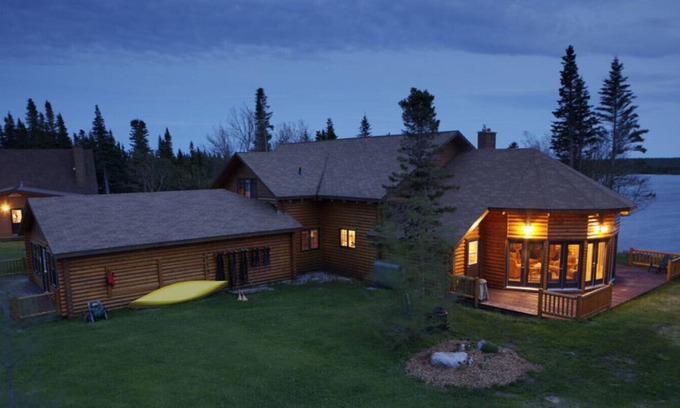 Main Brook Cabin | Tuckamore Lodge Rentals - Main Cedar Lodge - Suite 12