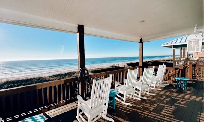 Ocean Ridge House | Turtle's Pace - a 5 bed, 3.5 bath Oceanfront pet friendly