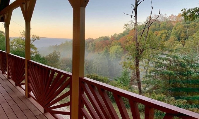 Stanton Cabin | Twin Arch Cabin RRG - Hot Tub! Pet Friendly!