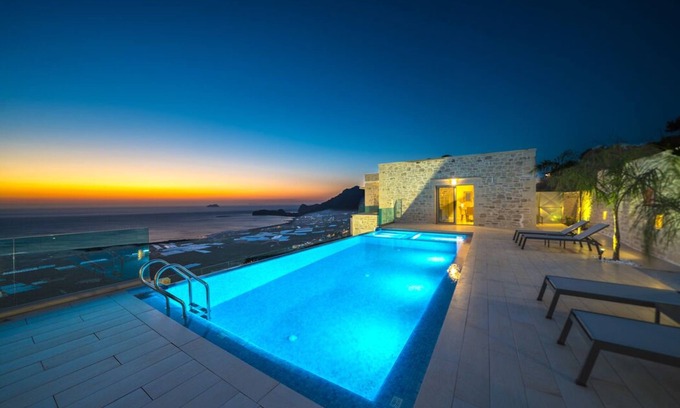 Zerviana Villa | Twin Villas with private pools overlooking Falasarna beach Alkinoos & Nausika