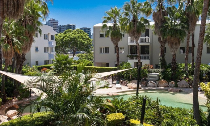 Kangaroo Point Apartment | Two bed, 2 bath in Bridgewater, walk to the City