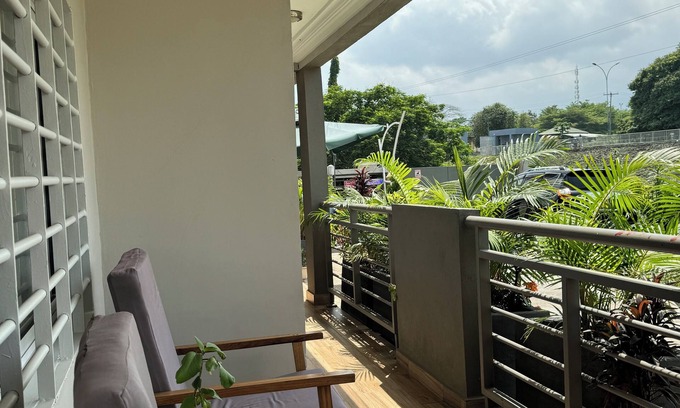 Buea Apartment | Two-Bedroom Apartment 1 - Akhard Hausnn