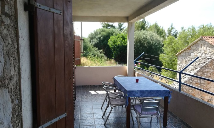 Ivan Dolac Apartment | Two bedroom apartment with terrace and sea view Ivan Dolac, Hvar (A-8797-b)