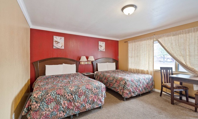 Beeville House | Two Units Perfect for Big Groups, with Free Parking, Pet-friendly!