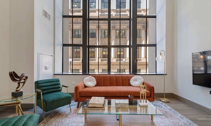 Downtown Chicago Apartment | Two Units: Seamless Stay, Downtown Convenience