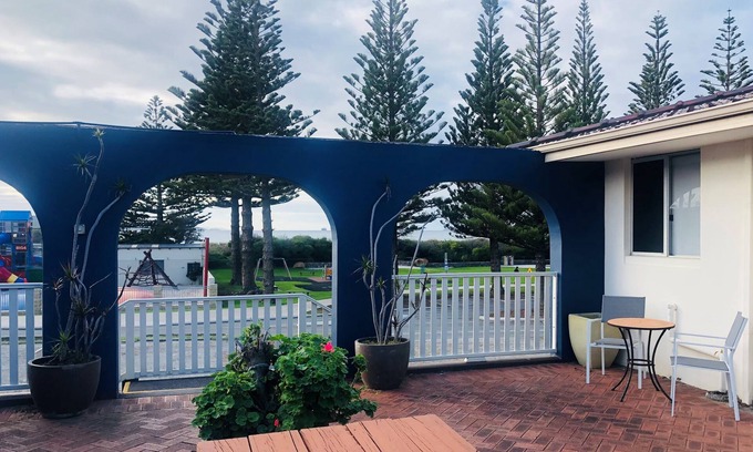 Middleton Beach Apartment | U3 Family friendly accommodation close to the beach