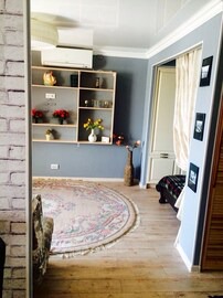 Dnipro Apartment | π City center, promenade, nice and cozy. Near Menorha, circus, museum,playgroud