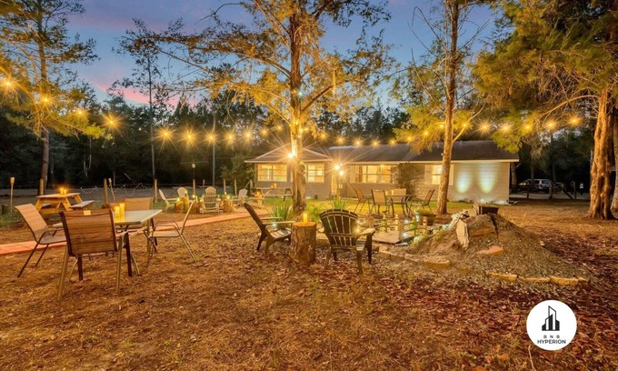 Eustis House | Uhost AI | Get Cozy & Relax! 4BR, 2BA, Hot Tub