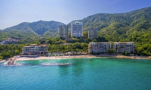 South Shore Hotel Area Apartment | Ultra 3 BR Suite at Garza Blanca Resort