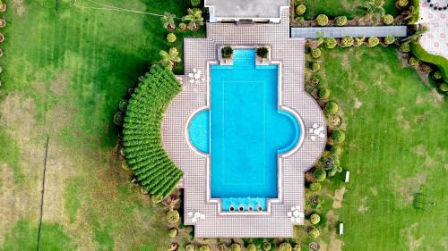 Rajawas Resort | Umaid Farm Resort- A Legancy Vintage Stay In Jaipur