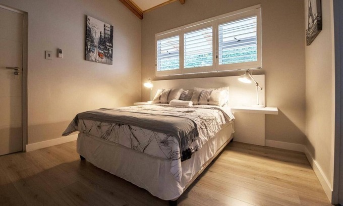 La Lucia House | Umhlanga Lodge Room leads of a shared kitchenette and dining room
