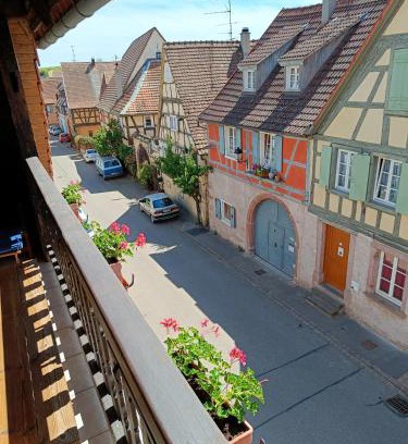 Beblenheim Apartment | Un balcon sur les toits