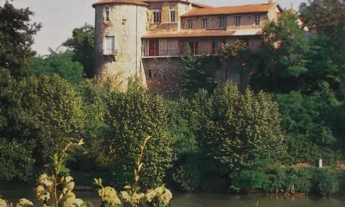 Clairac Other | Un Moment Inoubliable au Château-abbaye de Clairac