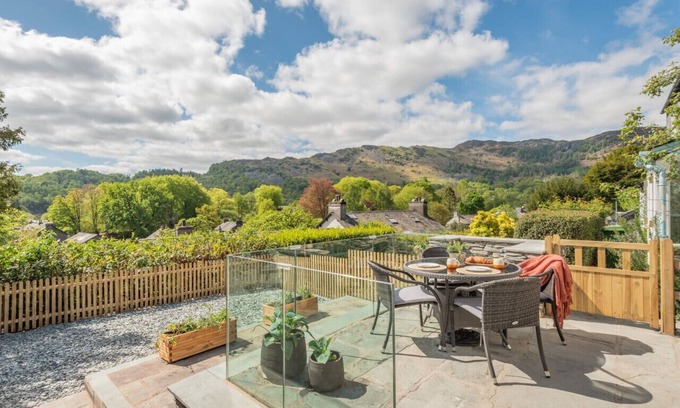 Chapel Stile House | Undergarth Cottage - Two Bedroom House, Sleeps 4