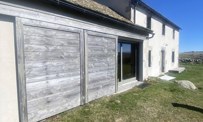 Marchastel House | Une grange en Aubrac