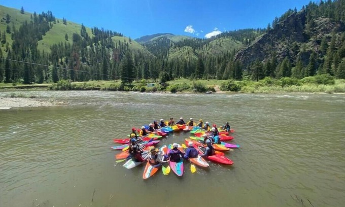 Shoup RV Rental | Unforgettable Escape on the Scenic Salmon River!