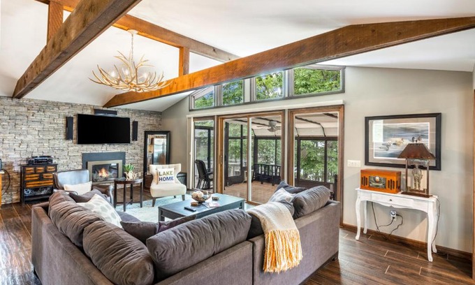 Lake Ozark House | Unforgettable Lake Memories
