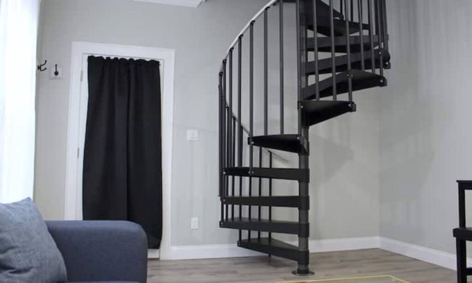 Downtown Albany Apartment | UNIQUE Gem in HEART of Albany ★ Spiral Staircase
