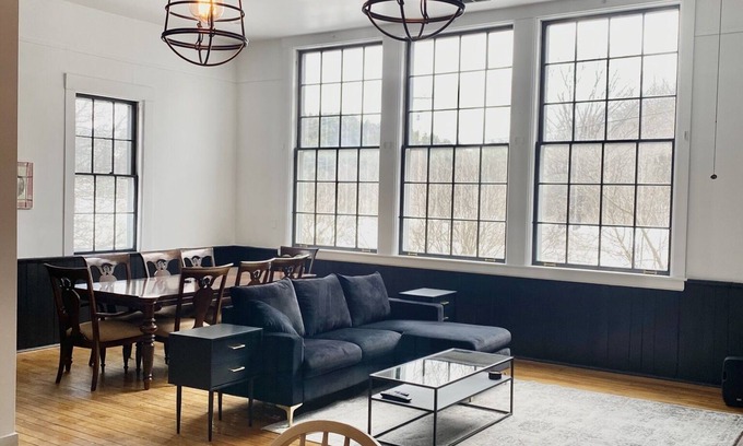 Chester House | UNIQUE/HISTORIC STAY IN AN 1874 ERA SCHOOLHOUSE!