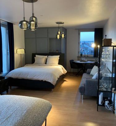 Ville Haute Apartment | Unique Penthouse Joseph II von Habsburg 1-4 personnes à coté de Louis Vuitton
