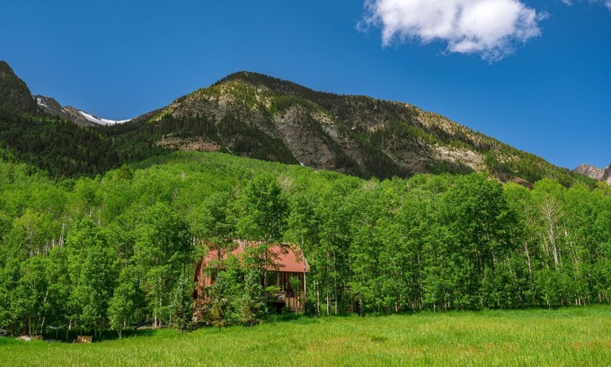 Carbondale House | Unique Timber Frame Mountain Home - outdoor enthusiasts dream!