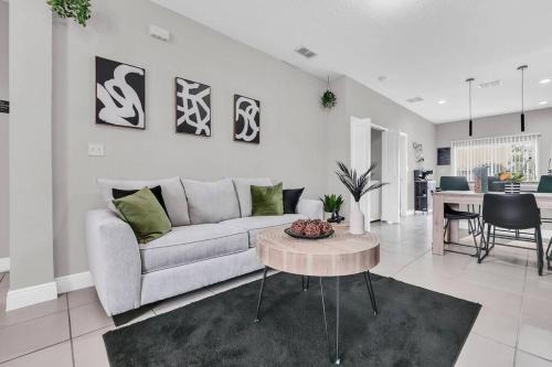 Poinciana Apartment | Uniquely Chic home near Disney!