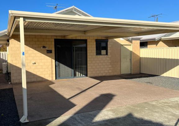 Carey Park House | Unit 4 3 Mouarn St Carey Park