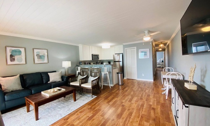 North Carolina Coast Condo | Updated Condo, Steps from the Beach, Dog Friendly