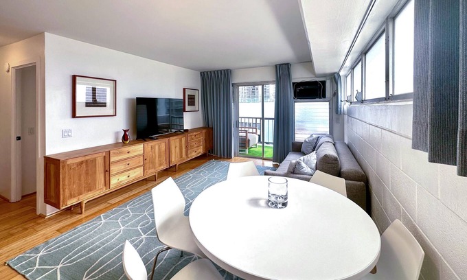Waikiki Condo | Updated ocean-view condo with 2 lanais near beach, shops & attractions