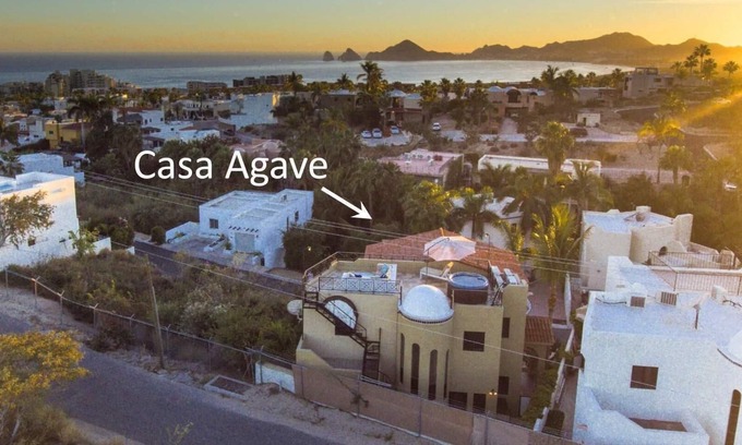 Cabo Bello House | Updated & Professionally Decorated- 5 Star LUXURY Ocean View Villa!