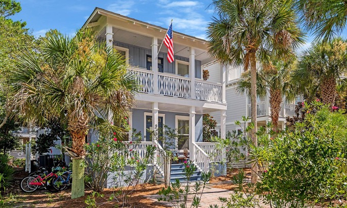 Seacrest Beach House | Updated Seacrest Beach beauty! 4 bikes included