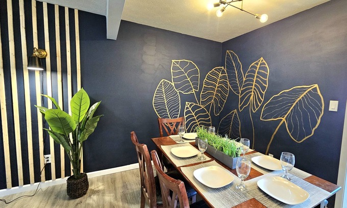 Bedford House | Updated, Spacious, Convenient Location
