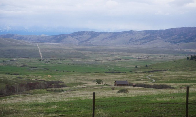 Glacier Country Cabin | Upscale cabin, 10000 acre cattle ranch. Views, abundant wildlife & hiking.