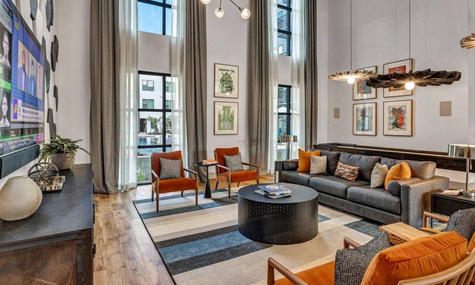 Govalle Apartment | Upscale East Austin 1BR w/Gym, Deck & Airport Access, by Blueground