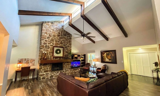 Monett House | Upscale in a Small Town.