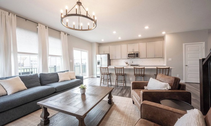 Westfield House | Upscale Townhouse by Grand Park with Trail Access & Easy Access to Carmel & Indy